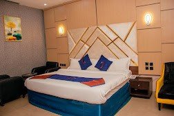 Craycaston Hotels &amp; Suits