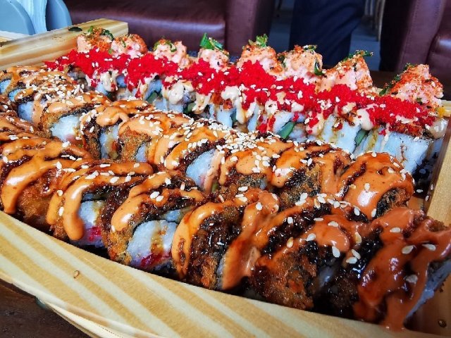 4GUYS Restaurant